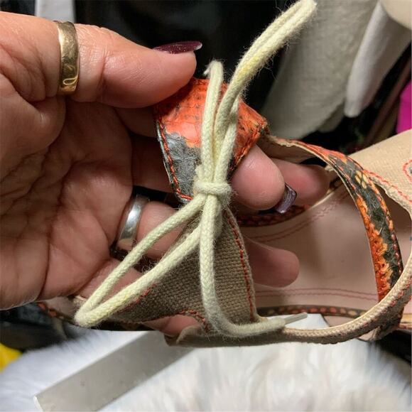 2439. Tracy Reese Plenty Annie Slingback Heels 7.5 - Picture 8 of 10